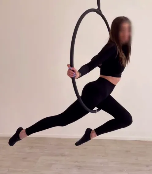 Aleksandra, 25