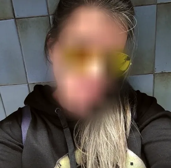 Caitlin, 39