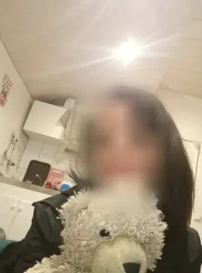 Catriona, 37