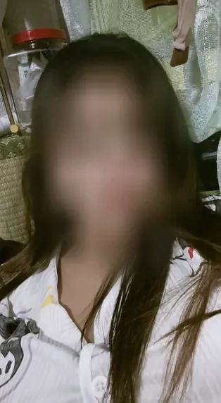 Eleri, 24