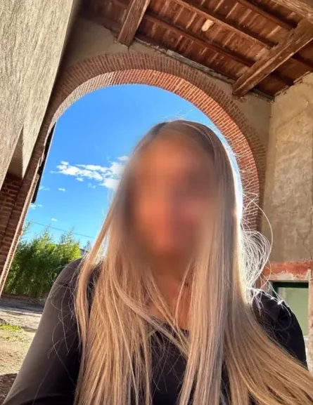Mariam, 28
