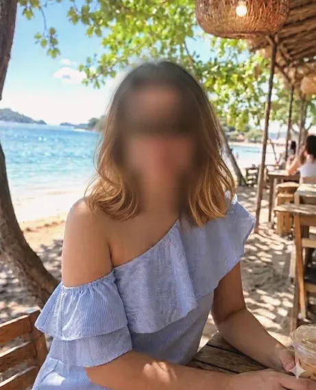 Nia, 36
